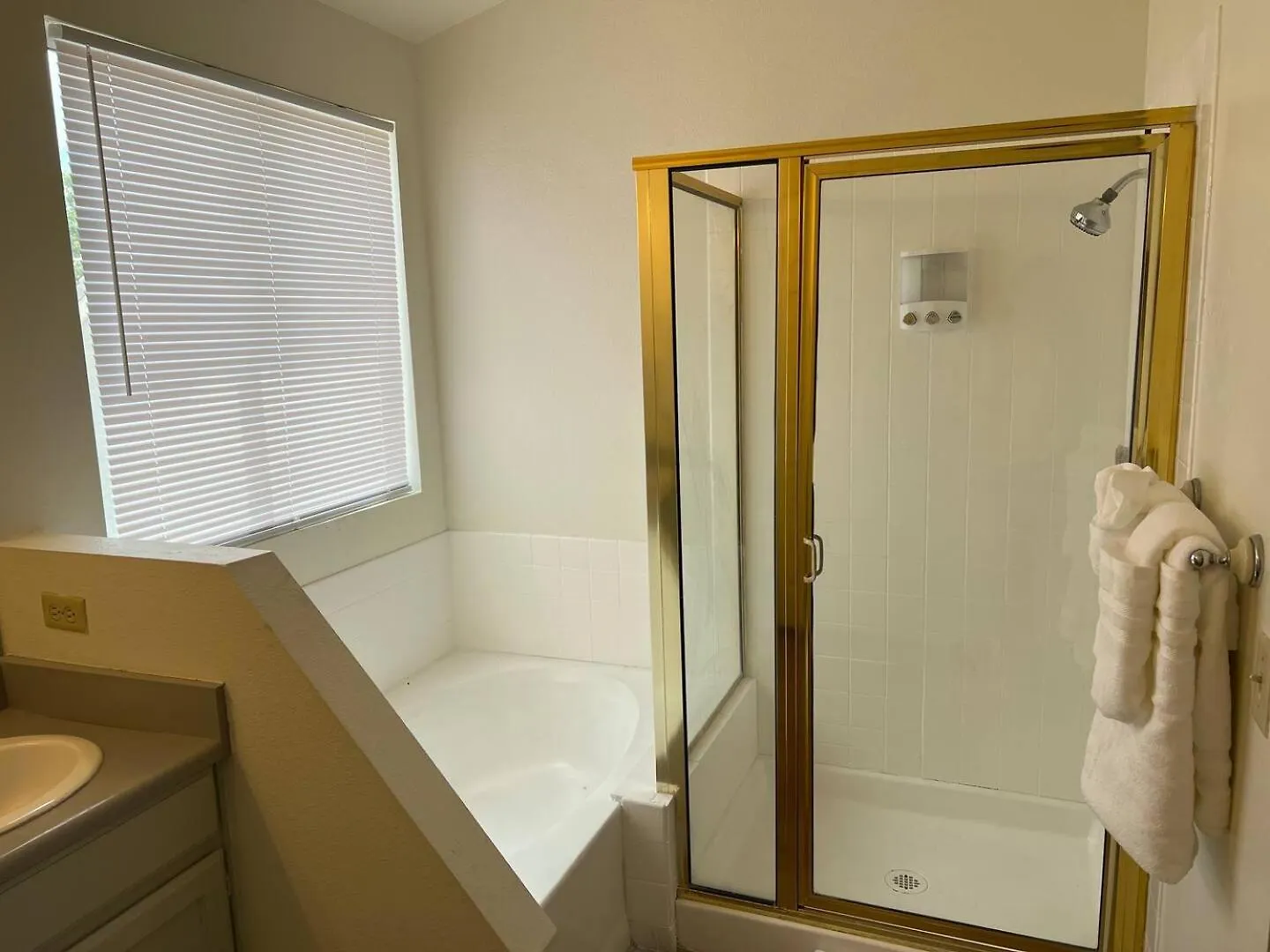 Extended Stay 3 Or 4 Beds Cozy Smart Home Living Las Vegas